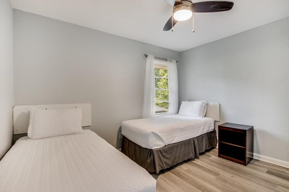 1568 Woodland Cir, Atlanta GA  30344-2740 exterior