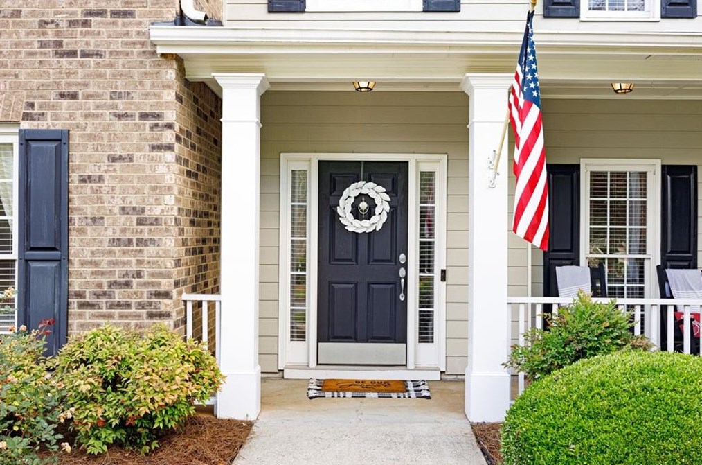 1011 Amberton Ln, Powder Springs, GA 30127-6975