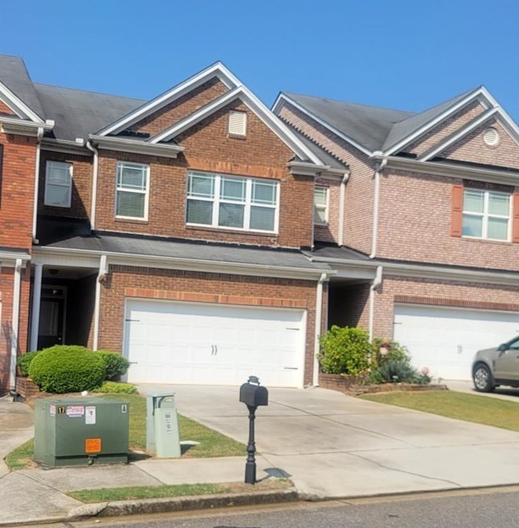 207 Green Bridge Ct, Lawrenceville, GA 30046-9486