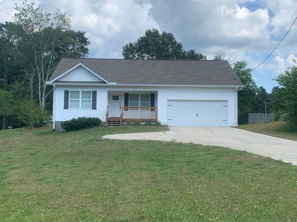 130 Whipporwill Ln, Calhoun, GA 30701-4317