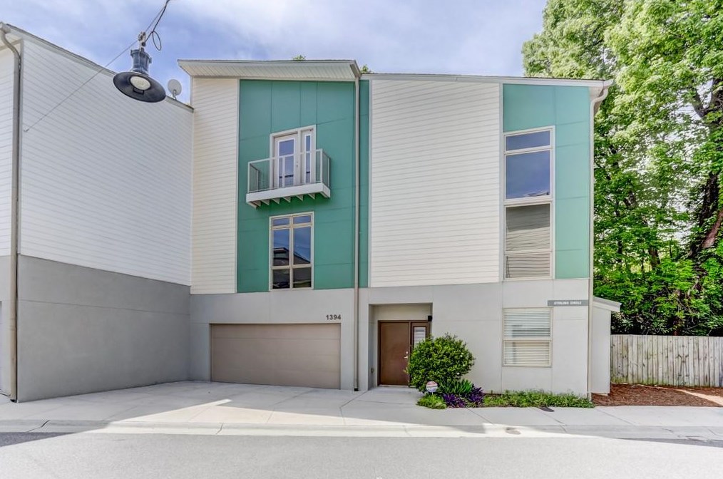 1394 Stirling Cir Nw #33, Atlanta, GA 30318