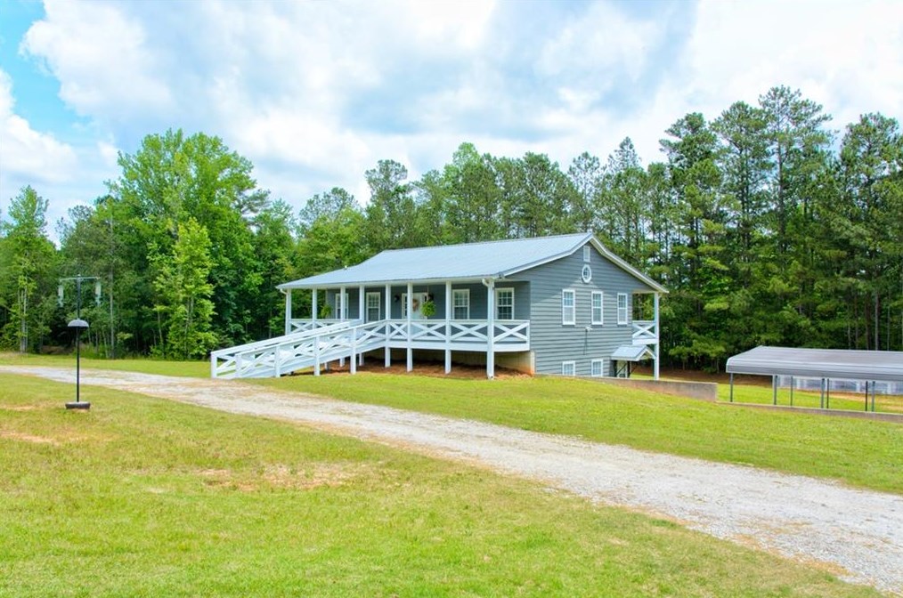 6888 Tyree Rd, Winston, GA 30187