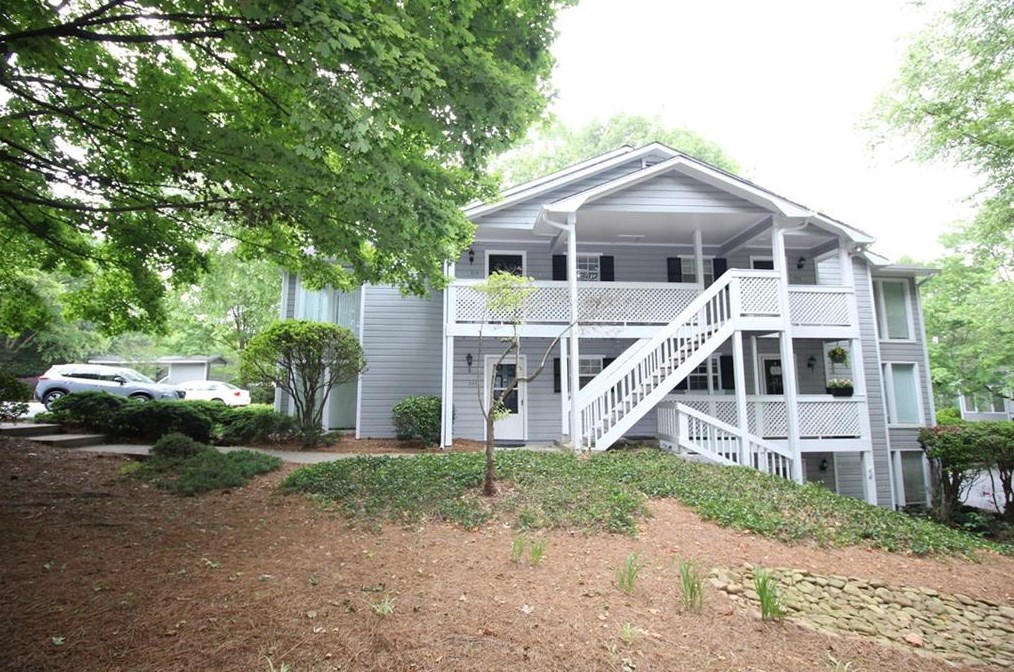 210 Natchez Trce, Atlanta GA  30350-3003 exterior
