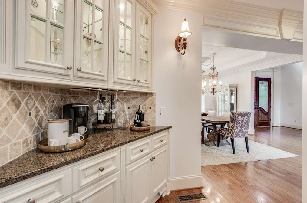 906 Carriage Path, Smyrna GA exterior