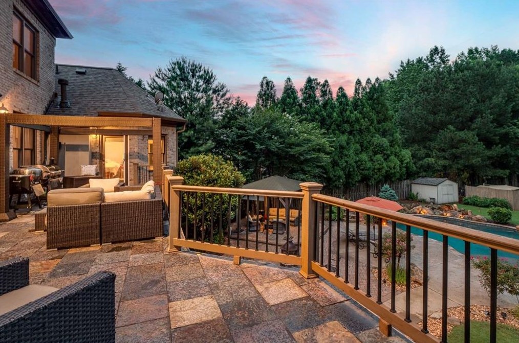 906 Carriage Path, Smyrna GA exterior