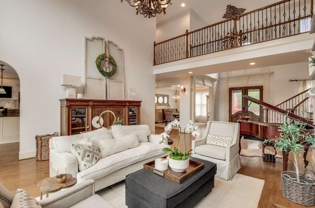 906 Carriage Path, Smyrna GA exterior