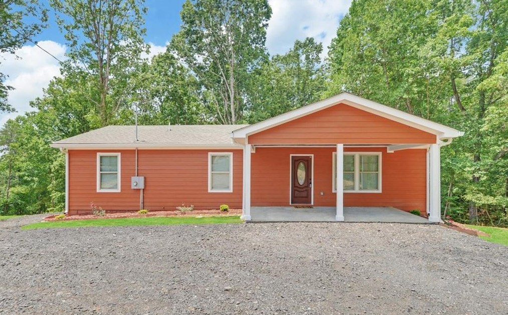 4219 Greenway Rd, Lula, GA 30554