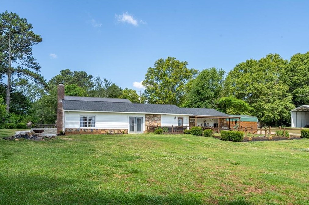 39 Dempsey Path, Dallas GA  30132-5763 exterior