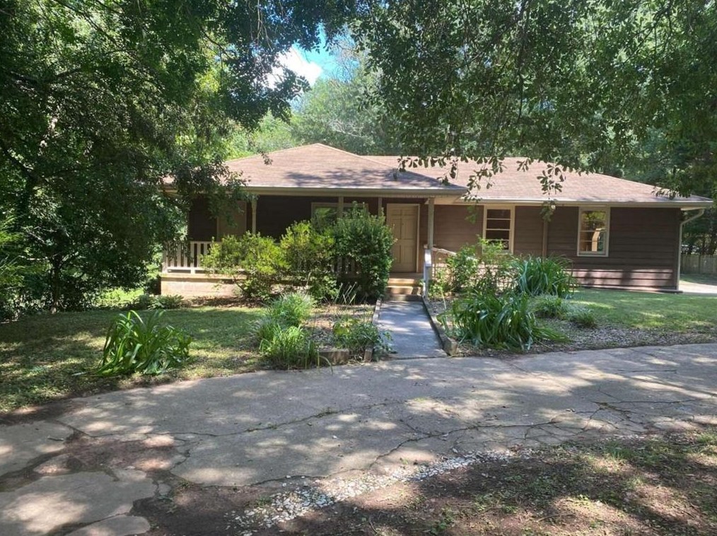 1603 Frazier Rd, Decatur GA  30033-1806 exterior