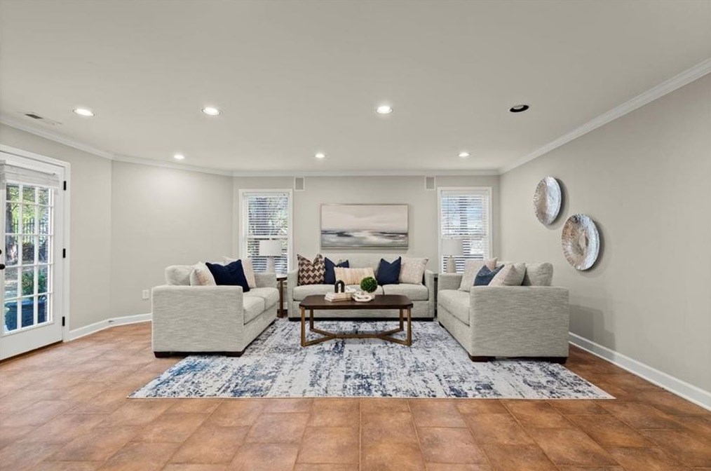 12150 Mdw Ln, Alpharetta GA 30005-7262 exterior