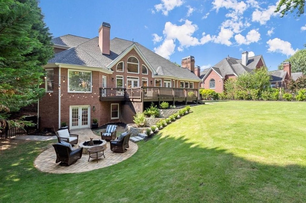 12150 Mdw Ln, Alpharetta GA 30005-7262 exterior