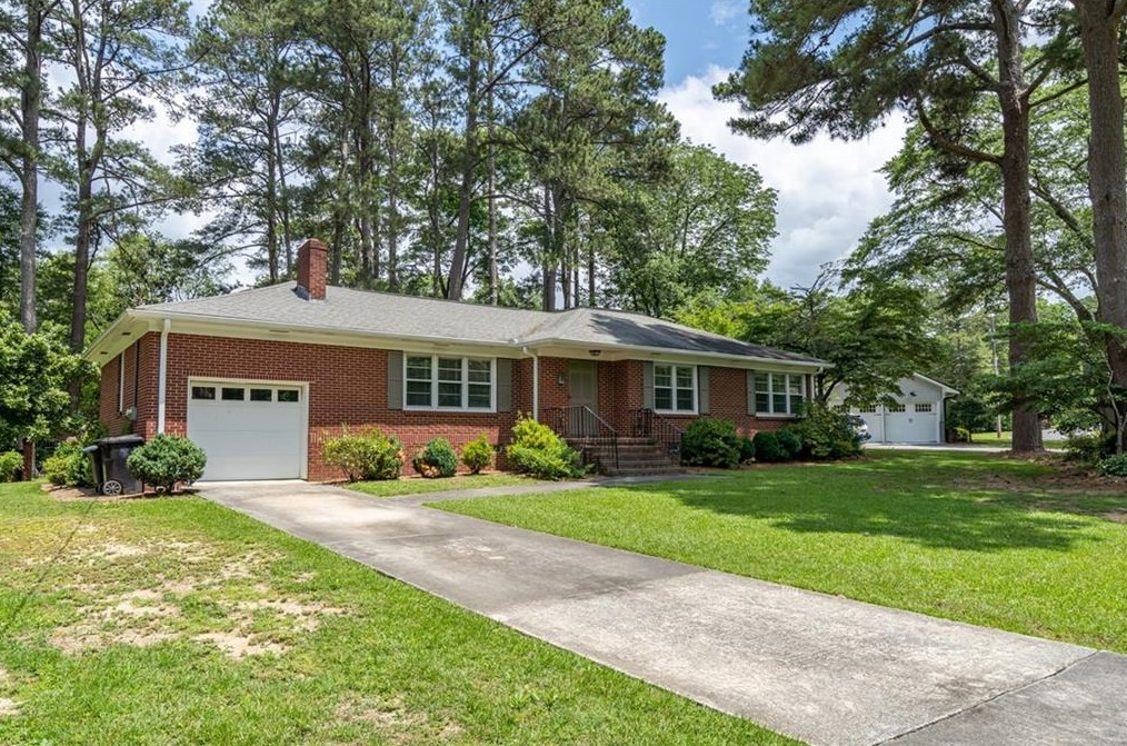 19 Ridgewood Rd, Rome, GA 30165-4200