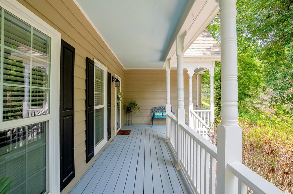 32 Saddle Field Cir, Euharlee, GA 30121-4749
