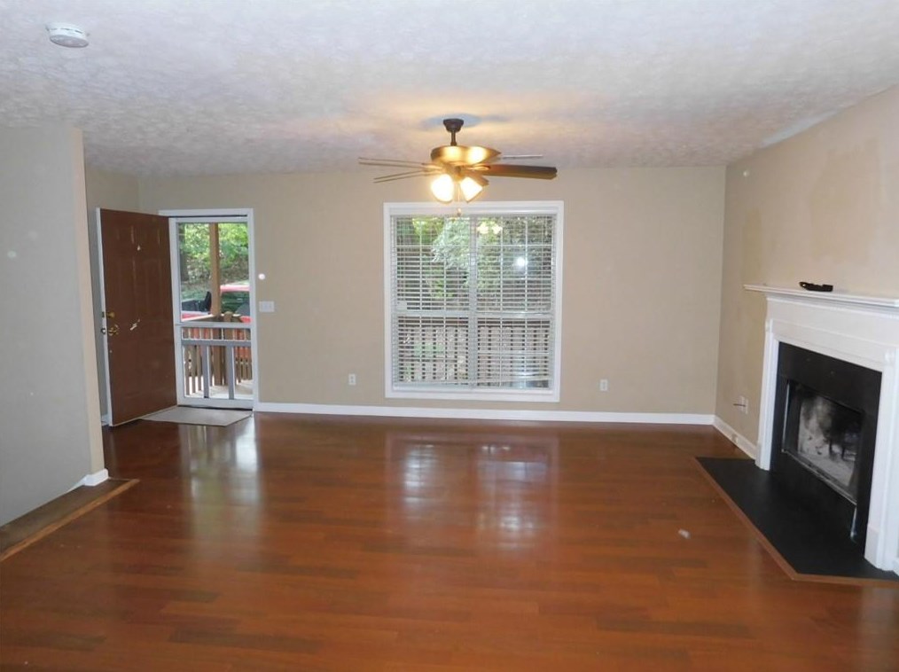 5229 Mount Vernon Rd, Gainesville, GA 30506