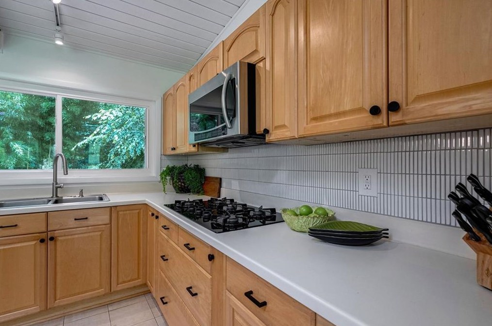 3676 Northlake Dr, Atlanta GA 30341 exterior