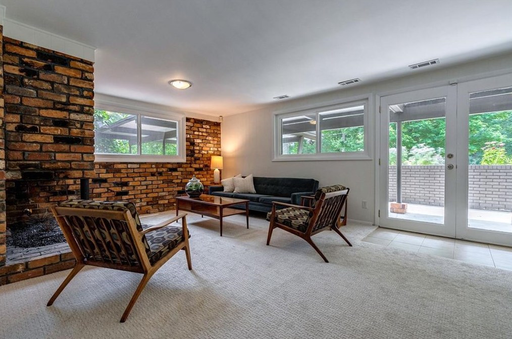 3676 Northlake Dr, Atlanta GA 30341 exterior