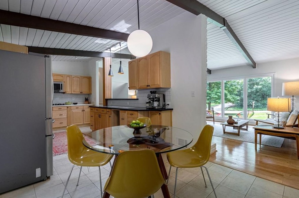 3676 Northlake Dr, Atlanta GA 30341 exterior