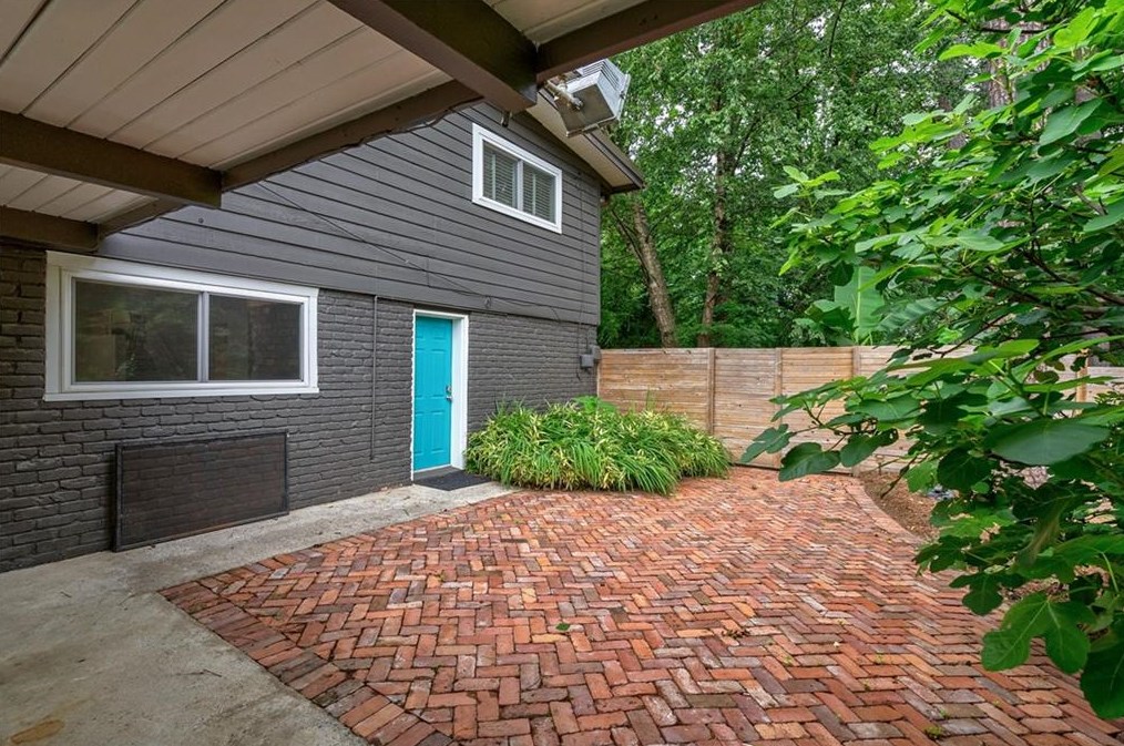 3676 Northlake Dr, Atlanta GA 30341 exterior