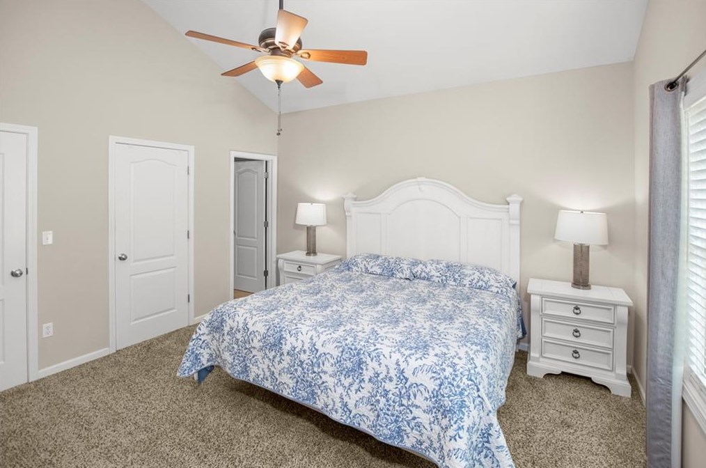 271 Peachtree Ln, Calhoun GA 30701-4392 exterior