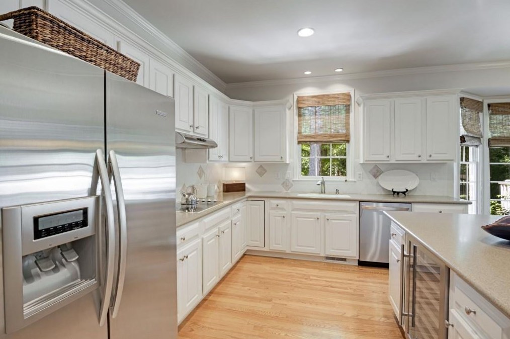 385 Overhill Bnd, Alpharetta GA 30005-8972 exterior