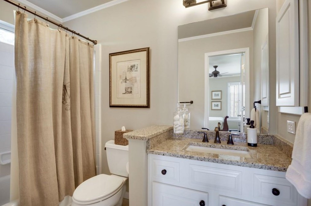 385 Overhill Bnd, Alpharetta GA 30005-8972 exterior