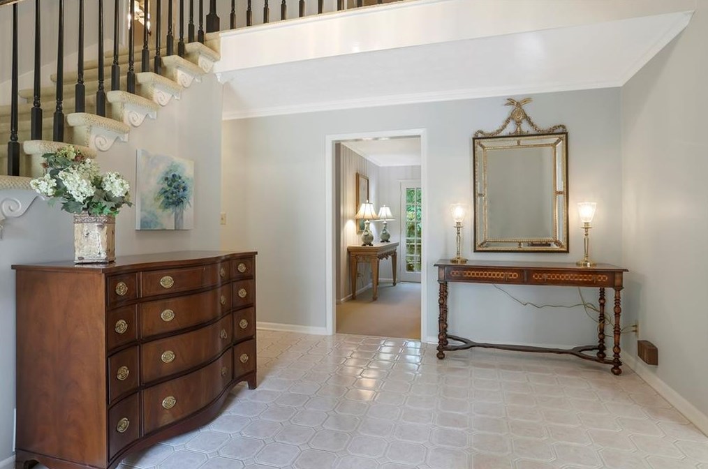 5282 Vernon Lk Dr, Atlanta GA 30338-3517 exterior