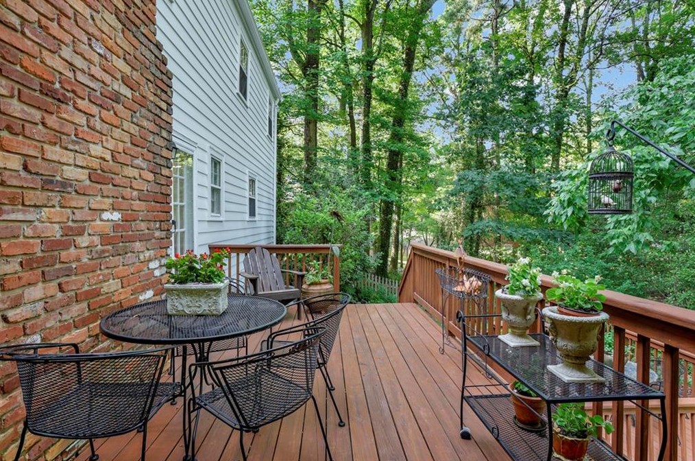 5282 Vernon Lk Dr, Atlanta GA 30338-3517 exterior