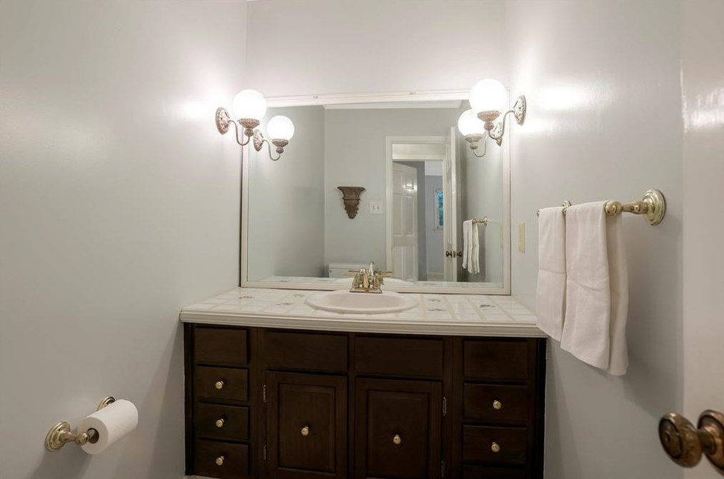 5282 Vernon Lk Dr, Atlanta GA 30338-3517 exterior