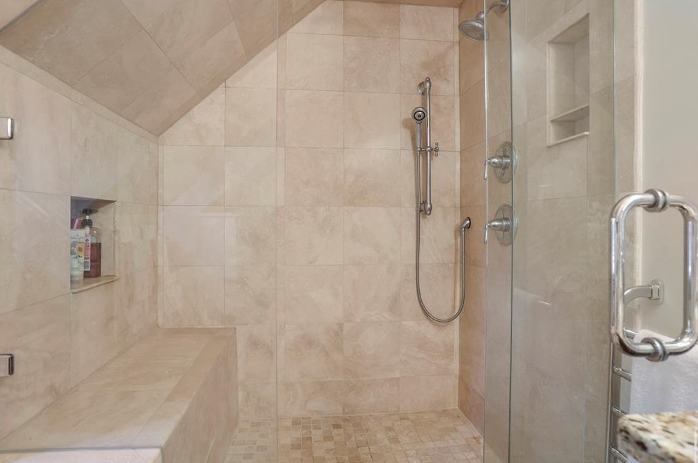 5282 Vernon Lk Dr, Atlanta GA 30338-3517 exterior