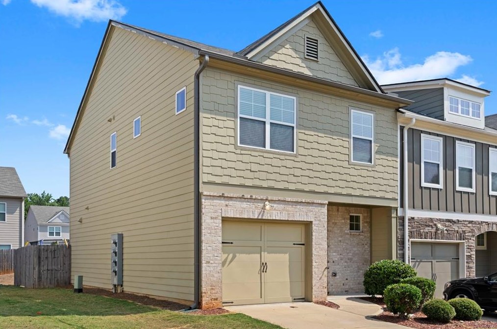 5156 Madeline Pl, Stone Mountain, GA 30083-1623