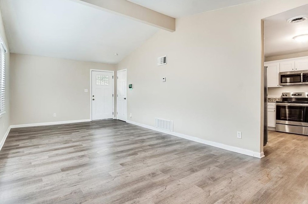 4404 Mercer Rd, Decatur GA  30035-1517 exterior