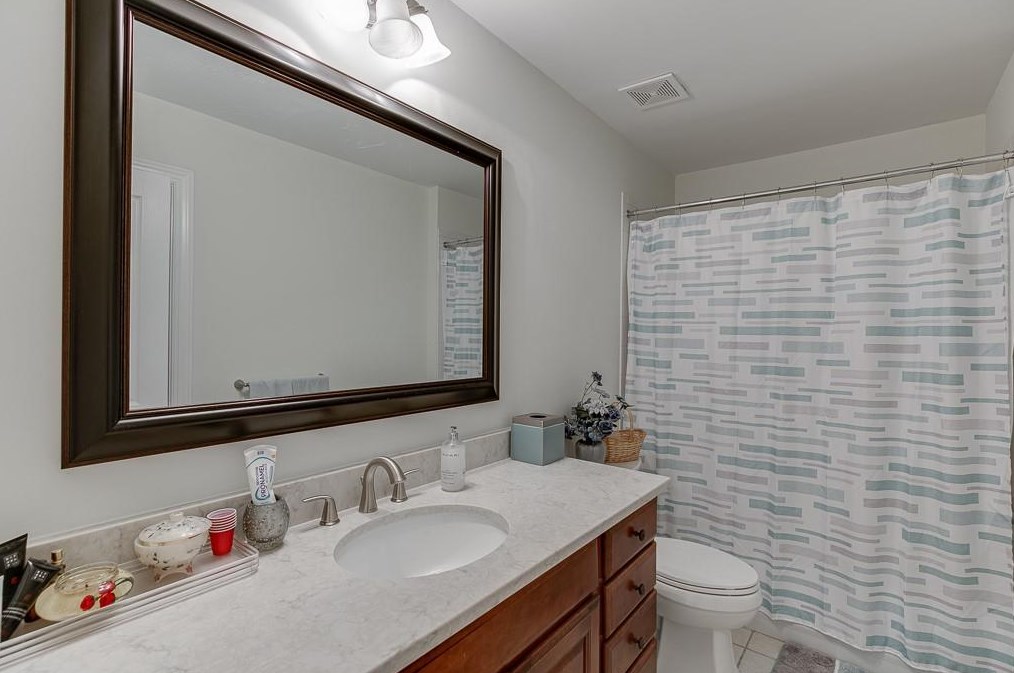 7776 Copper Kettle Way, Flowery Branch GA  30542-7574 exterior