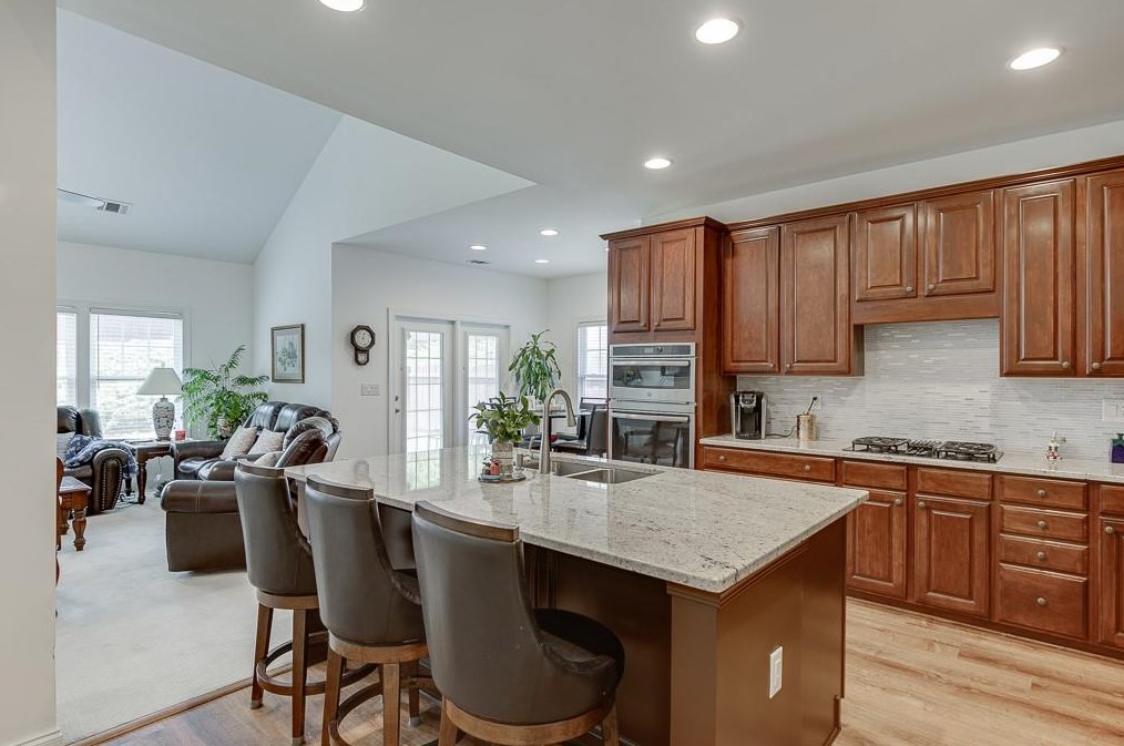 7776 Copper Kettle Way, Flowery Branch GA  30542-7574 exterior
