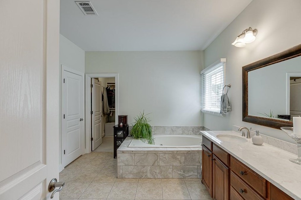 7776 Copper Kettle Way, Flowery Branch GA  30542-7574 exterior
