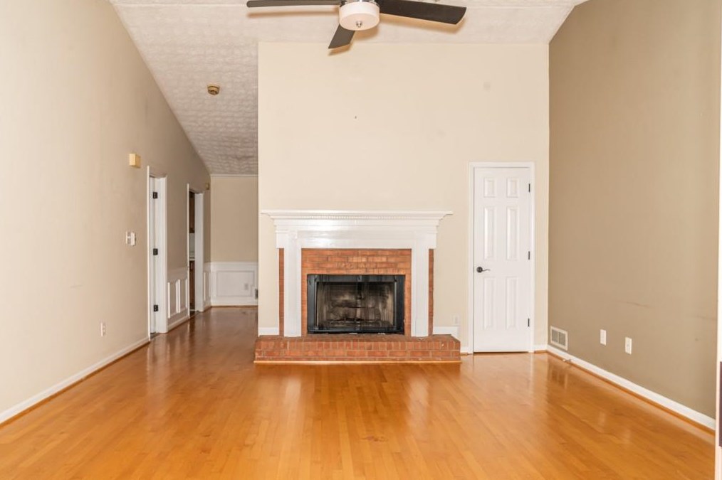 3243 Valaire Dr, Decatur, GA 30033