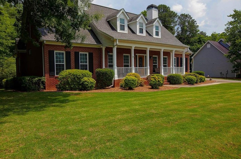 175 Amberbrook Cir, Grayson, GA 30017
