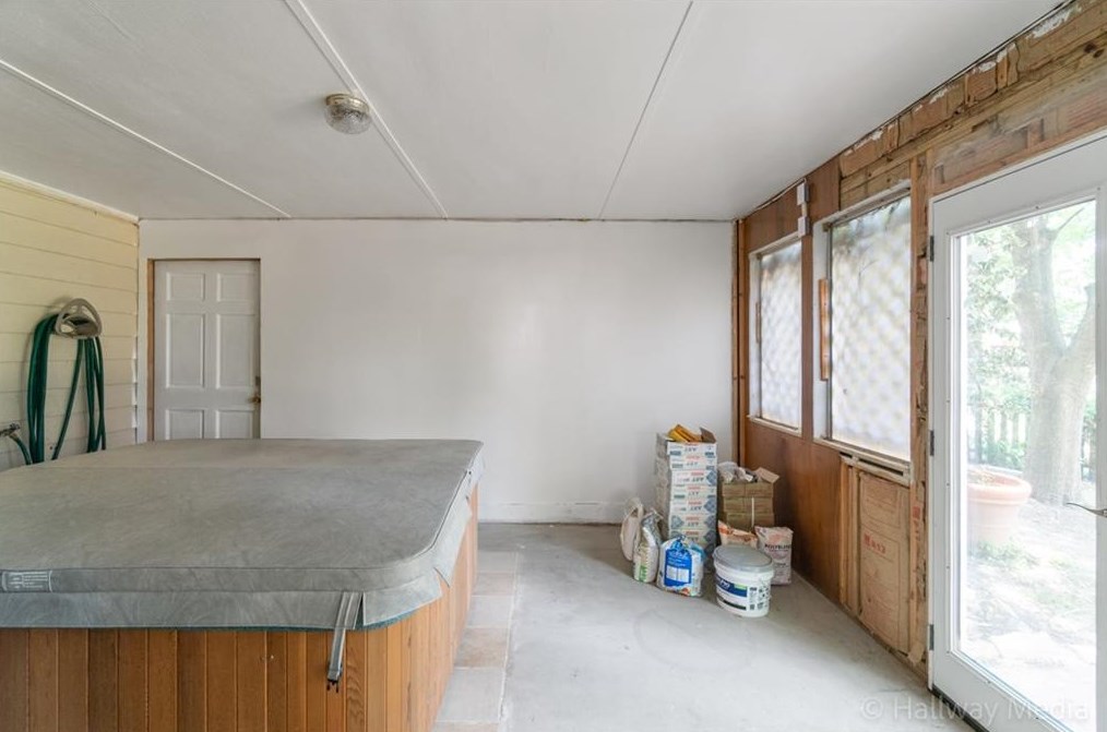 1125 Midland Way, Lawrenceville GA 30043-6303 exterior