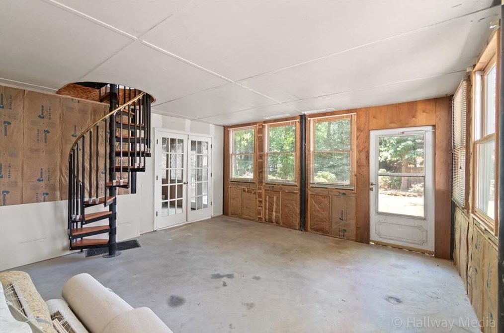 1125 Midland Way, Lawrenceville GA 30043-6303 exterior