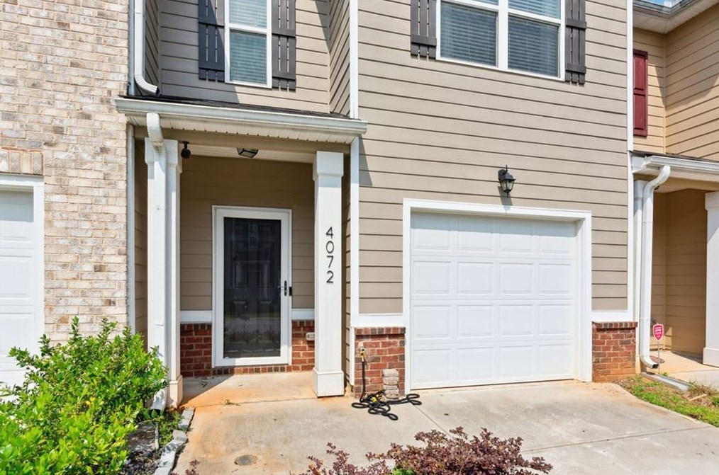 4072 Sonoma Wood Trl, Decatur GA  30034-6249 exterior