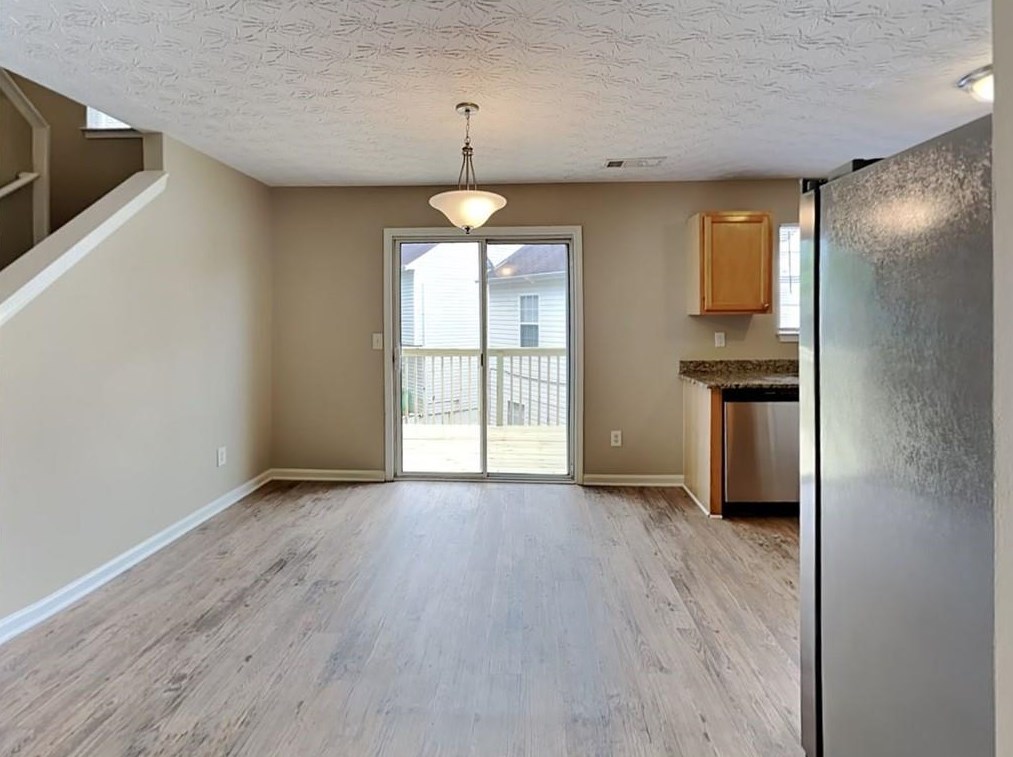 437 Springbottom Ct, Lawrenceville GA  30046-6878 exterior