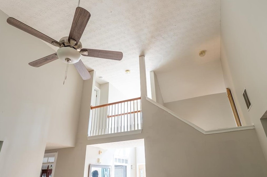 875 Lewis Ridge Cir, Lawrenceville, GA 30045-3832