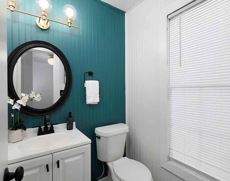 2790 Farmstead Rd, Smyrna GA  30080-2620 exterior