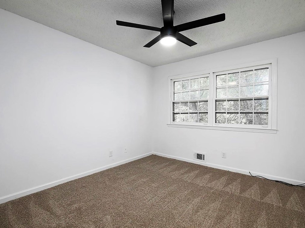 2790 Farmstead Rd, Smyrna GA  30080-2620 exterior