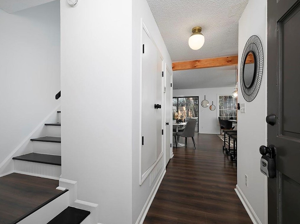 2790 Farmstead Rd, Smyrna GA  30080-2620 exterior