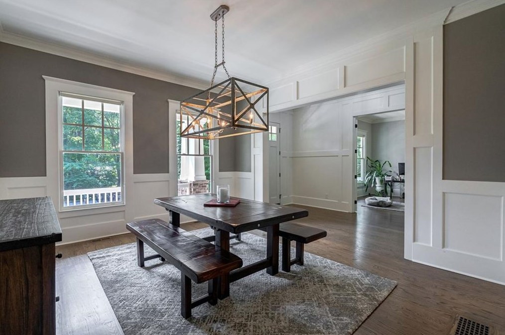 4092 Navajo Trl, Atlanta GA  30319-1552 exterior