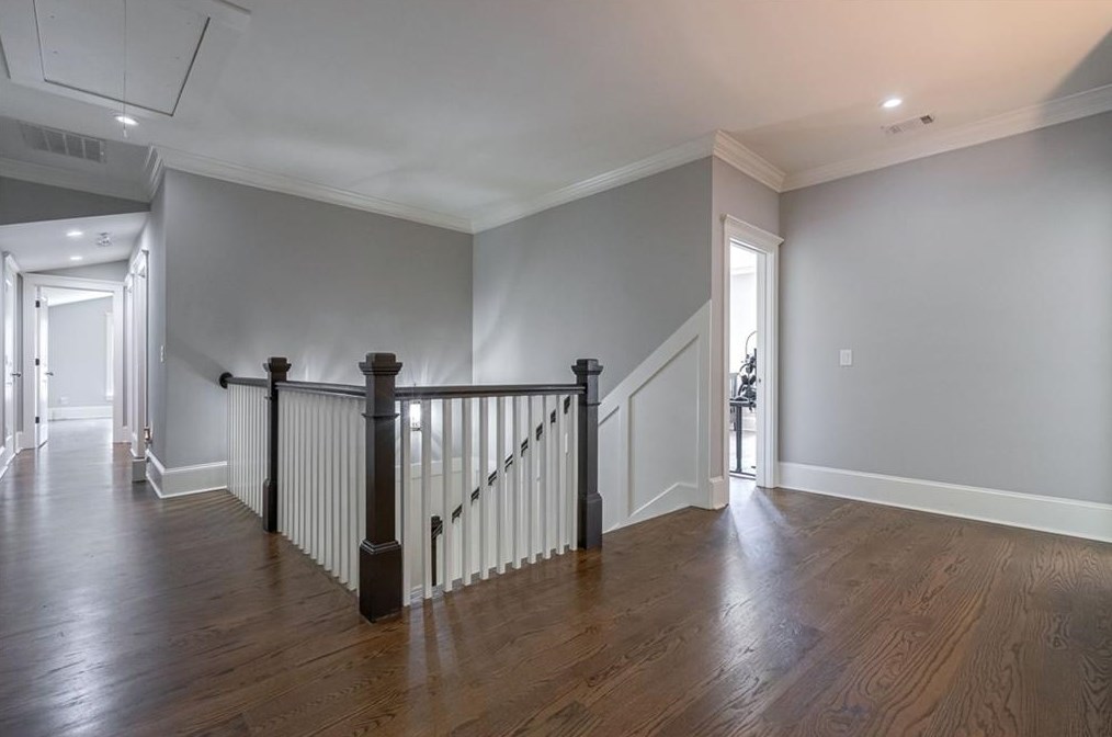 4092 Navajo Trl, Atlanta GA  30319-1552 exterior