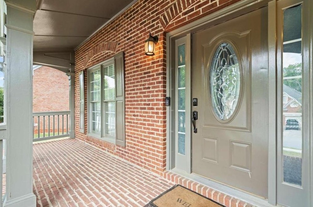 1200 Cresthaven Ln, Lawrenceville GA  30043-8139 exterior