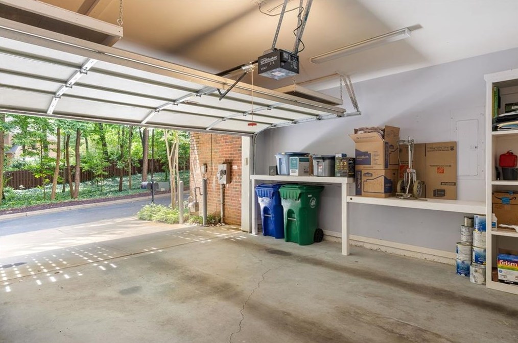 1146 Providence Pl, Decatur GA 30033-3465 exterior