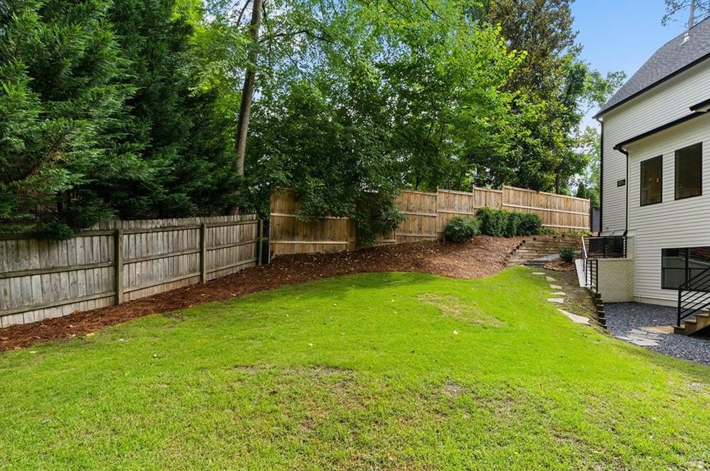 1736 Wayland Cir, Atlanta GA  30319-3612 exterior