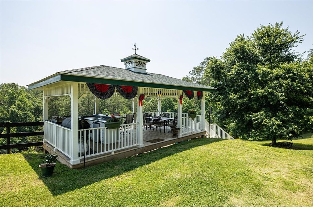 909 Upper Salem Church Rd, Big Canoe, GA 30143